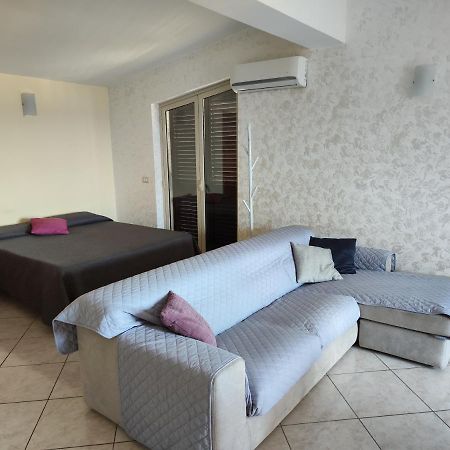 Appartement Casa Carmelo à Nizza di Sicilia Extérieur photo