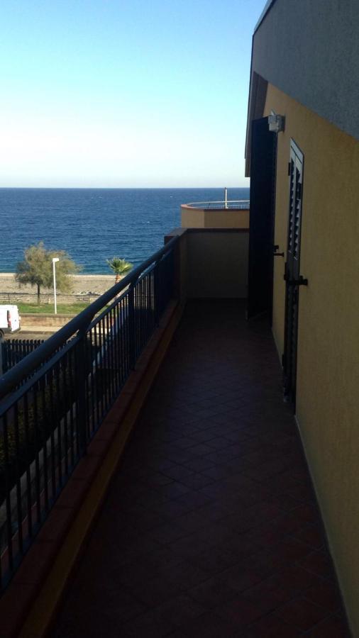 Appartement Casa Carmelo à Nizza di Sicilia Extérieur photo