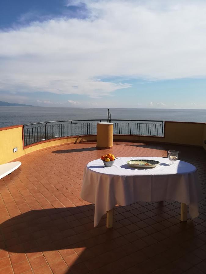 Appartement Casa Carmelo à Nizza di Sicilia Extérieur photo
